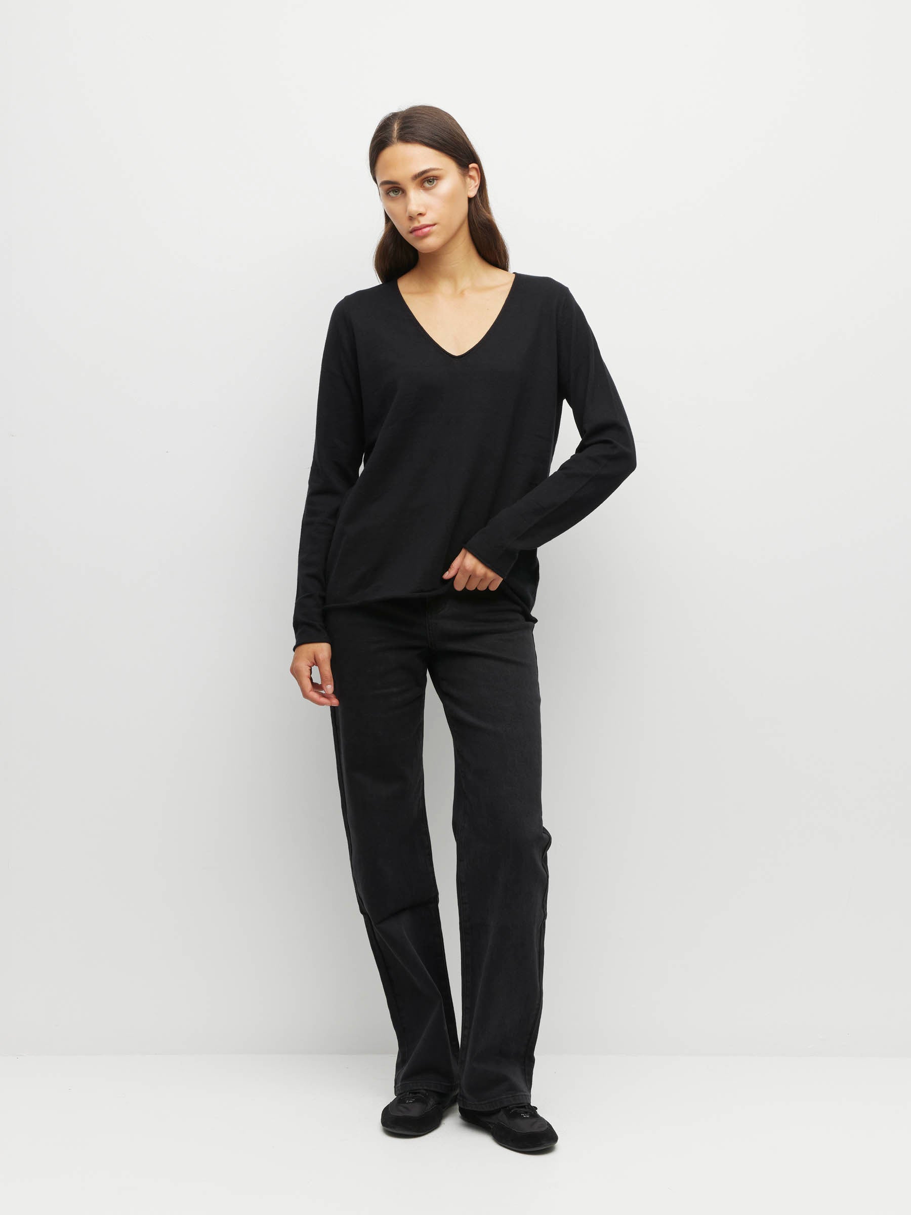 JHL V-Neck L/S T (Fine Cotton Cashmere) Black