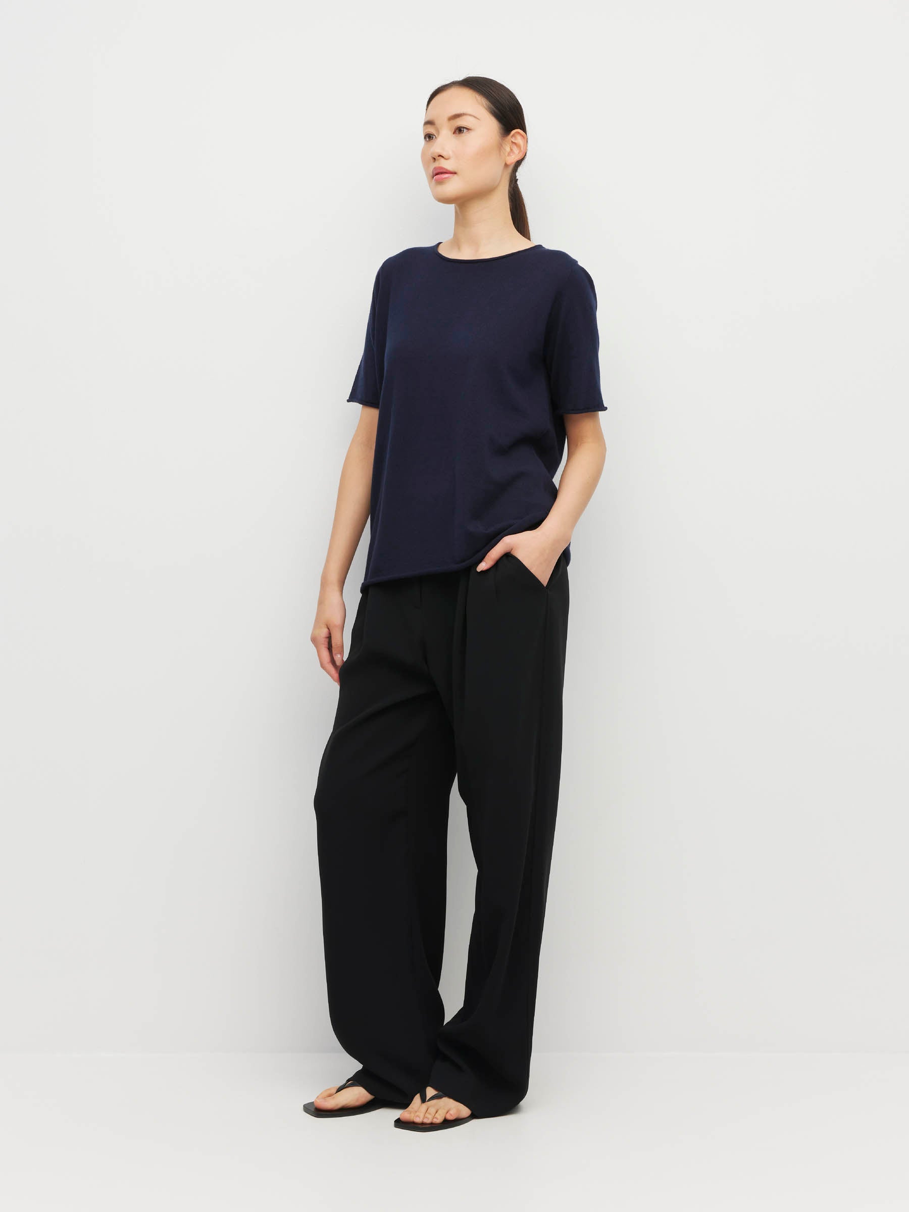 JHL Crew T (Fine Cotton Cashmere) Navy