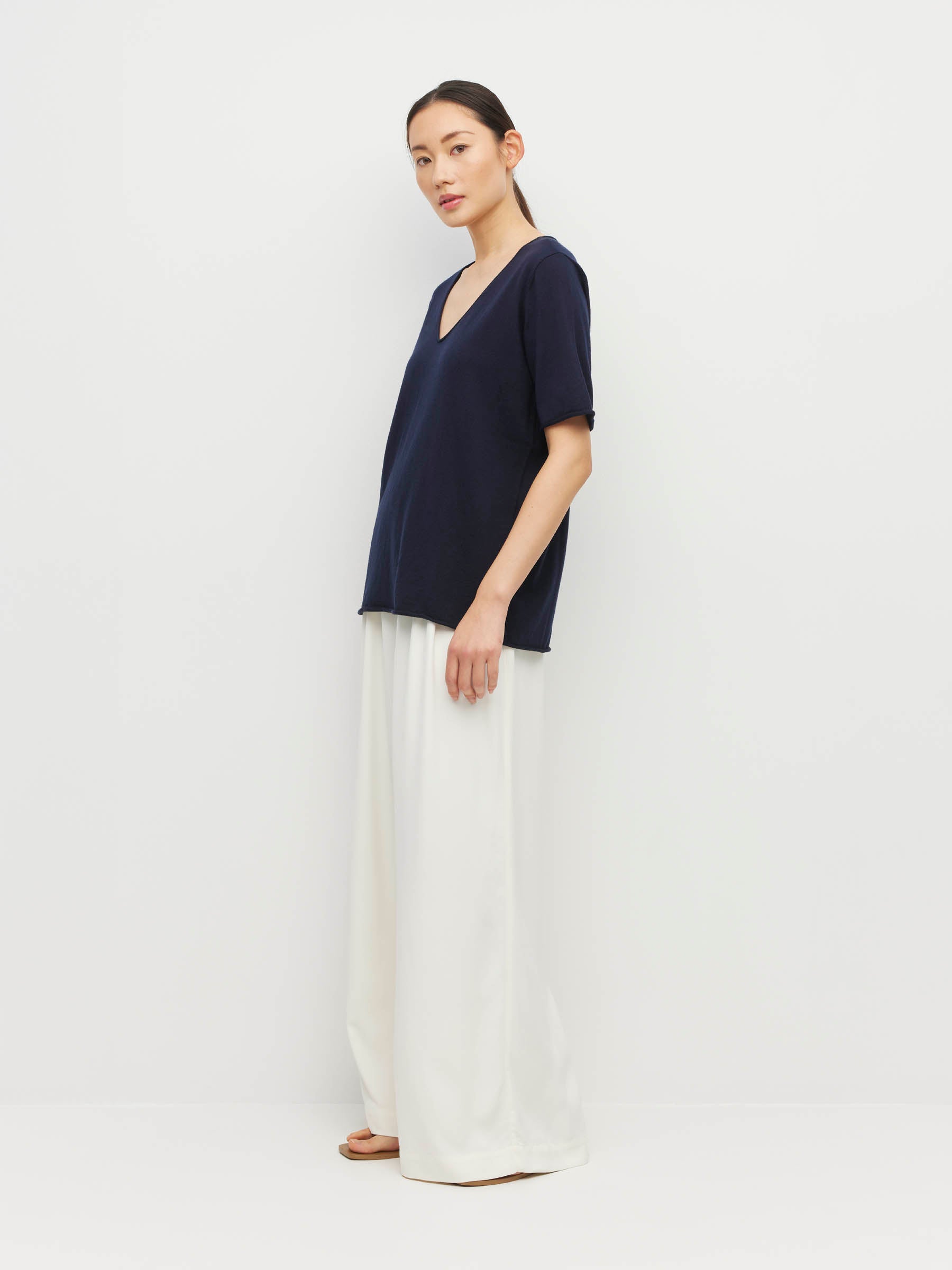 JHL V-Neck T (Fine Cotton Cashmere) Navy