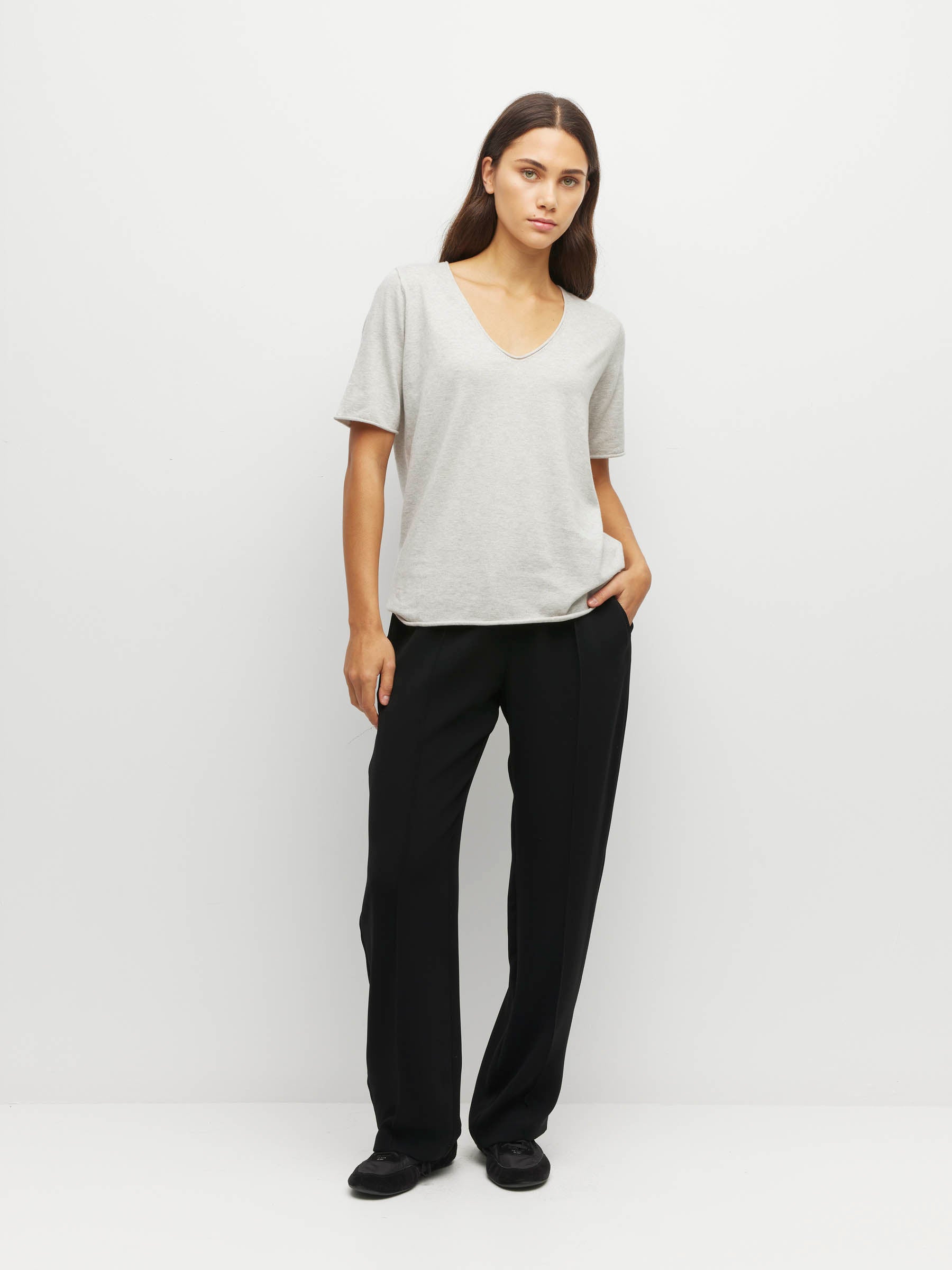 JHL V-Neck T (Fine Cotton Cashmere) Soft Grey Marle