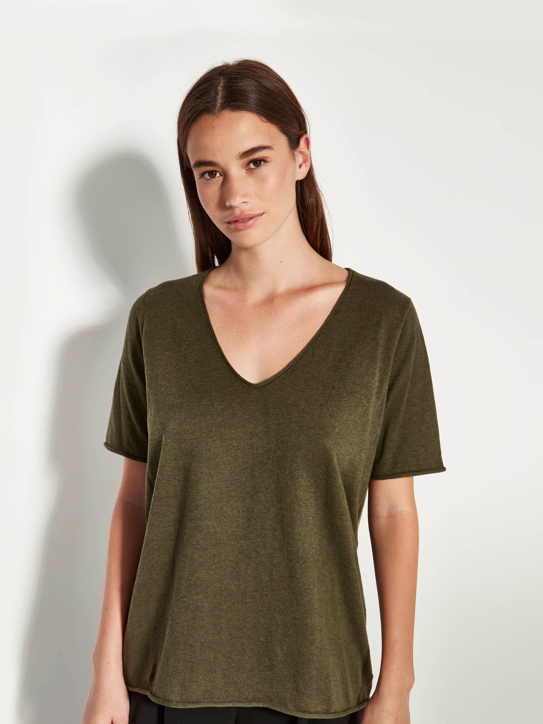 JHL V-Neck T (Fine Cotton Cashmere) Nori