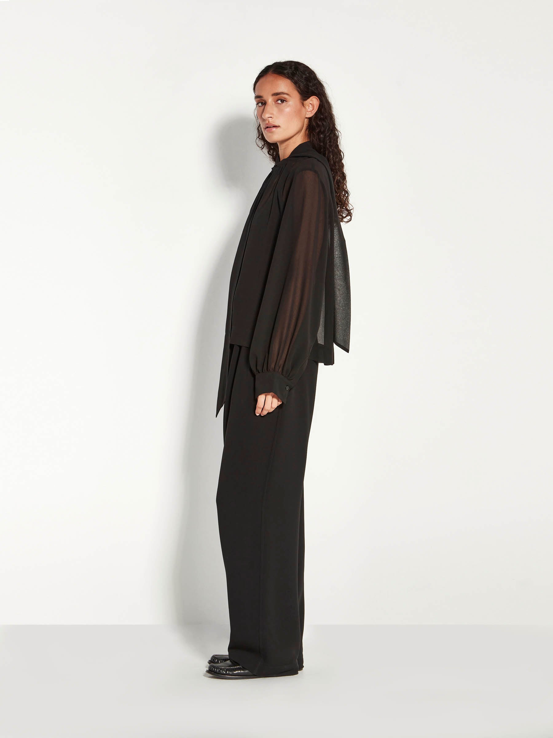 Coco Shirt (Matte Pleat) Black