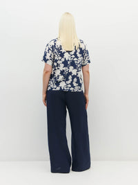 Juliette Hogan Fancy T (Shadow Floral Silk CDC) Silhouette - printed silk t-shirt with crew neckline.