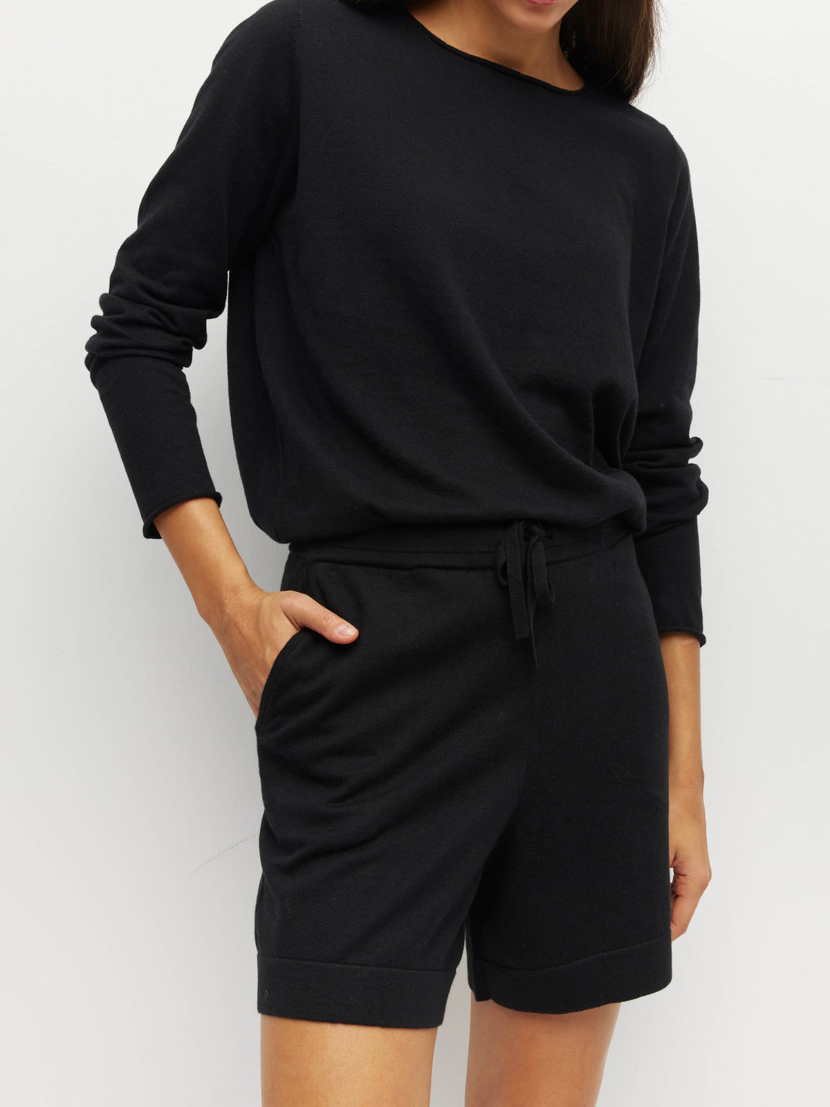 JHL Long Short (Cotton Cashmere) Black