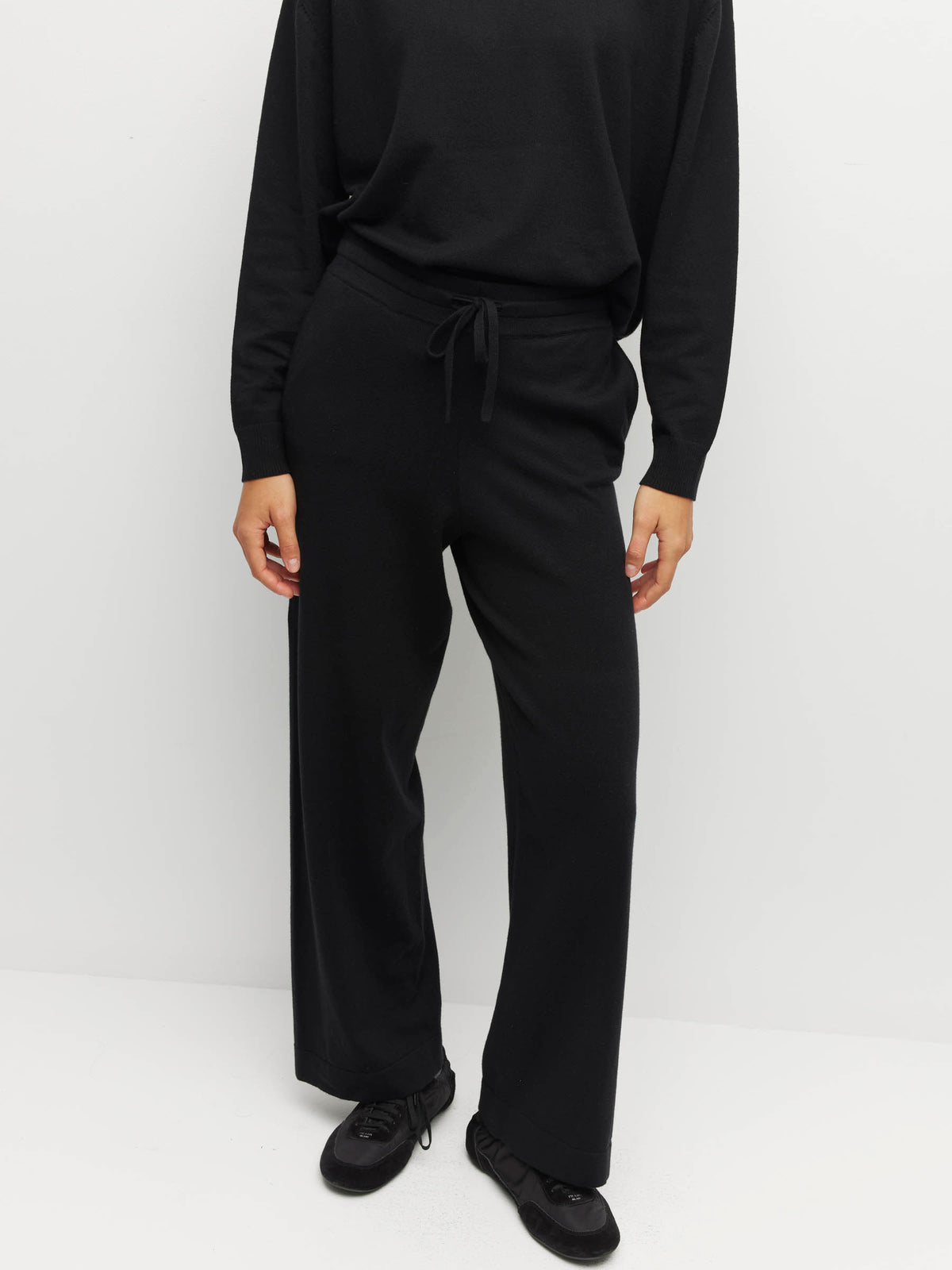 JHL Wide Trackpant (Cotton Cashmere) Black