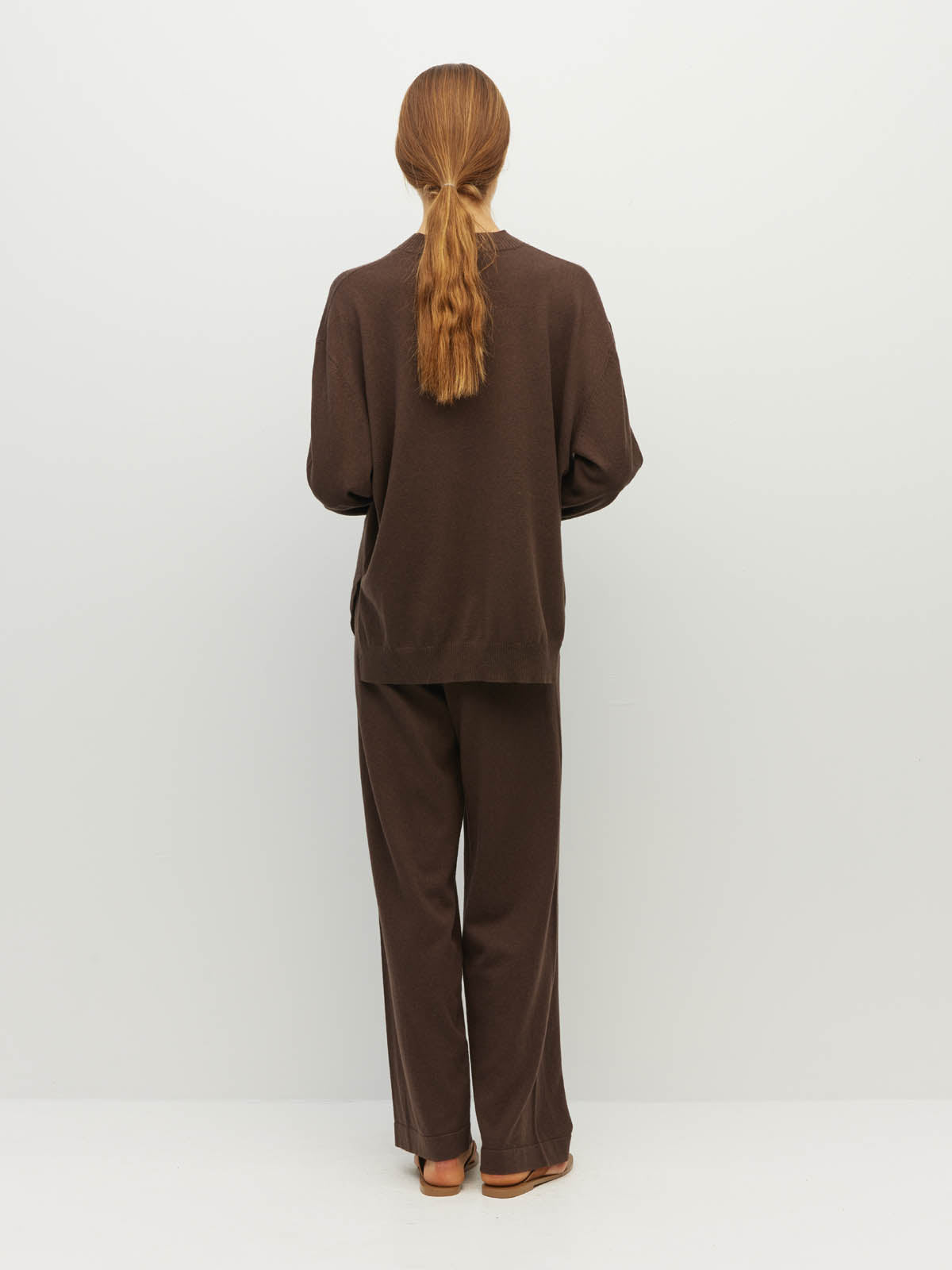 JHL Crew Sweater (Cotton Cashmere) Chocolate