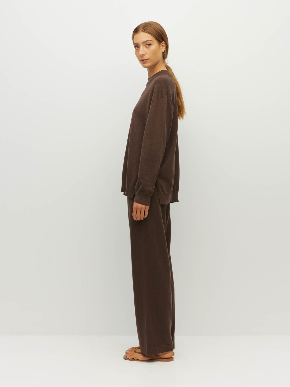 JHL Wide Trackpant (Cotton Cashmere) Chocolate
