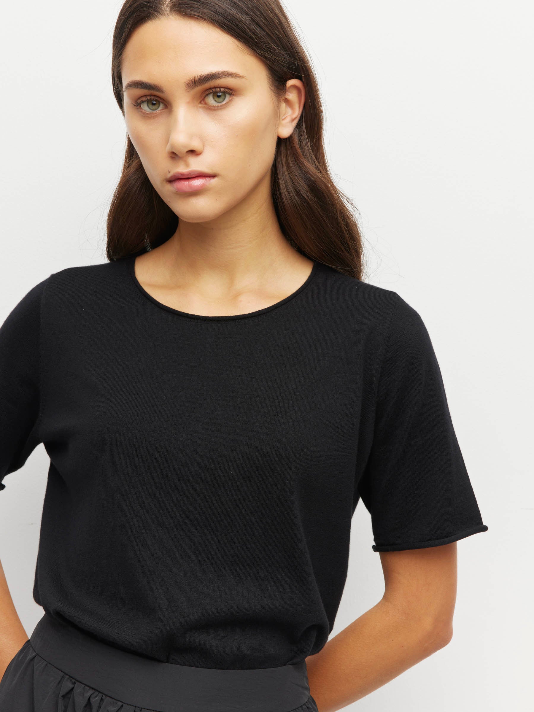 JHL Crew T (Fine Cotton Cashmere) Black