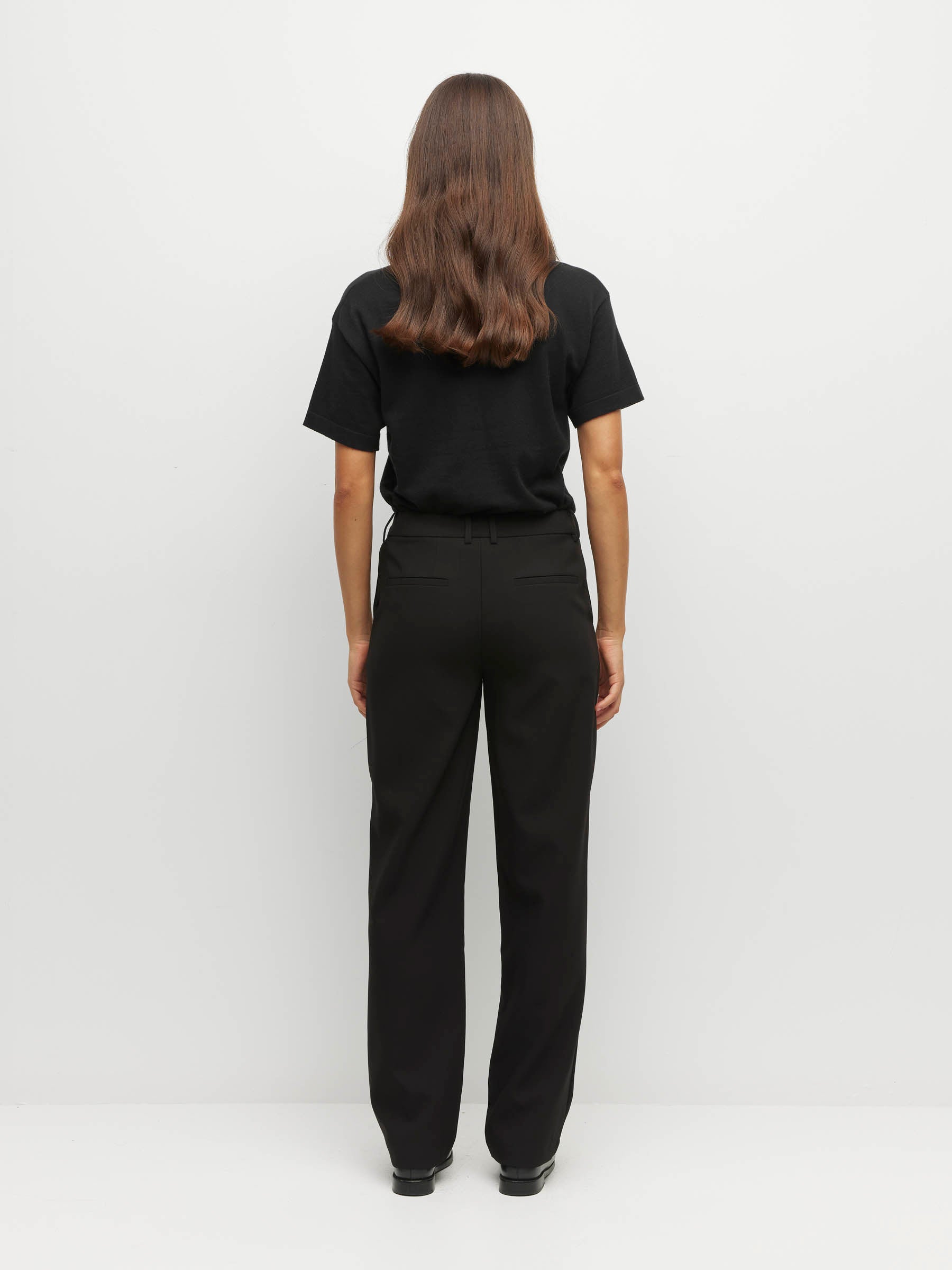 JHL Luxe T (Luxe Cotton Cashmere) Black