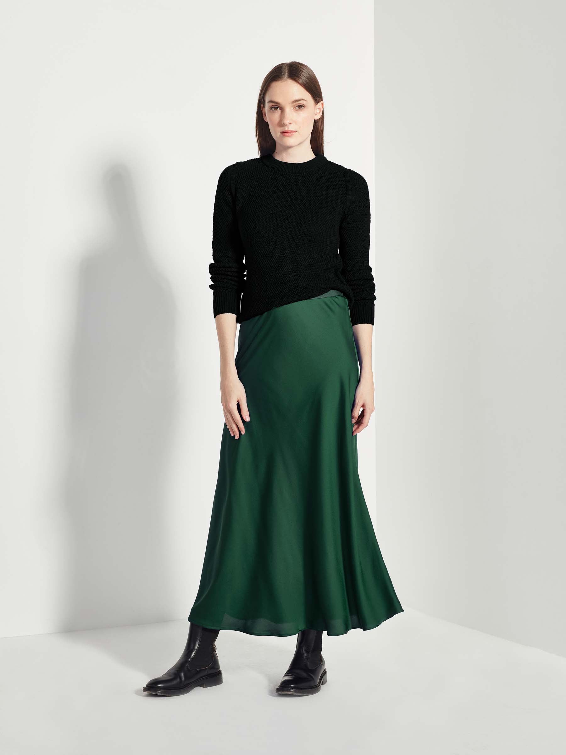 Elle Skirt (Luxe Satin) Emerald – Juliette Hogan