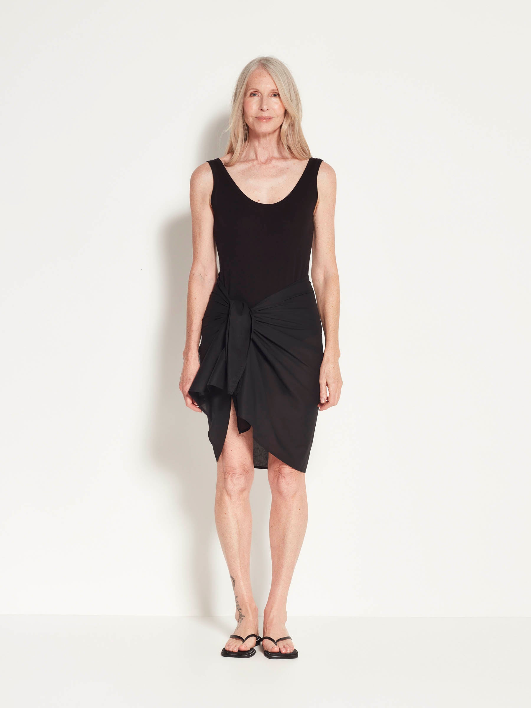 Beach Wrap (Cotton Voile) Black