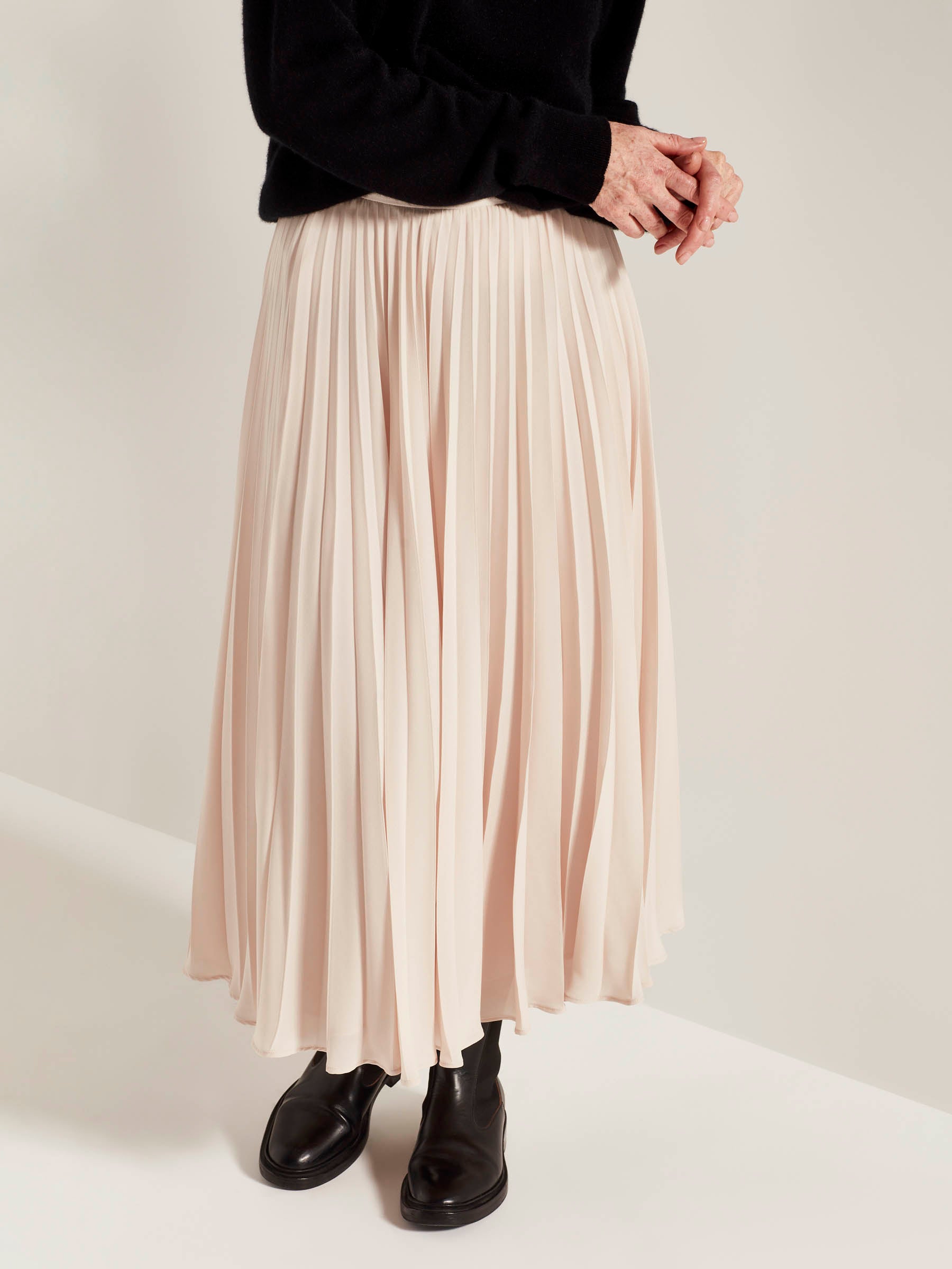 Posey Pleat Skirt (Matte Pleat) Calico