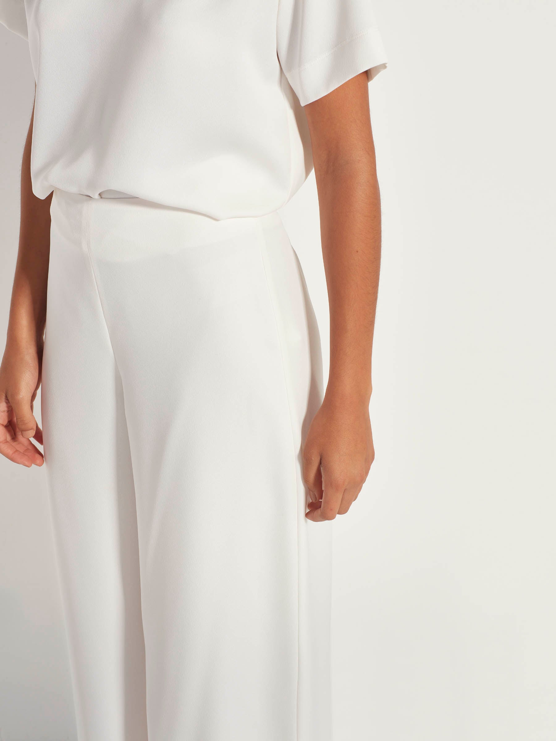Frank Pant (Luxe Crepe) White
