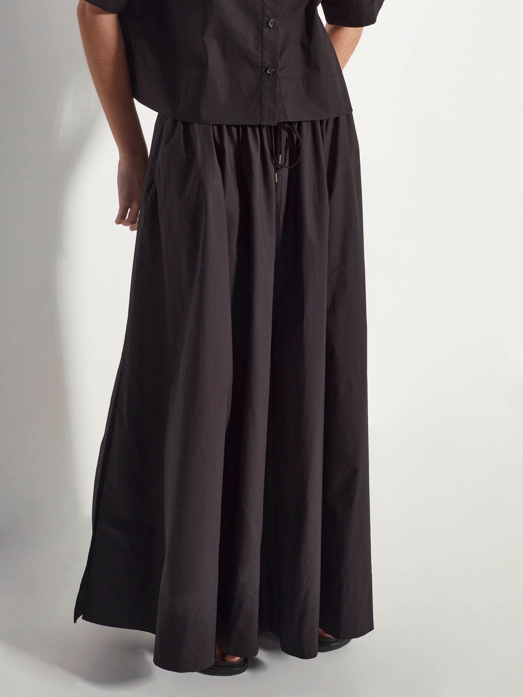Kev Skirt (Organic Cotton) Black – Juliette Hogan Kev Skirt (Organic Cotton) Black – Juliette Hogan