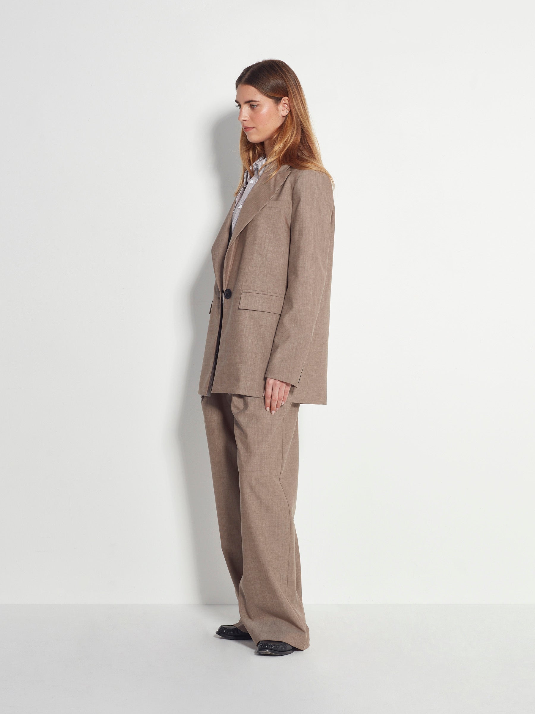 Peak Tuxe Jacket (Fine Wool Suiting) Salt and Pepper