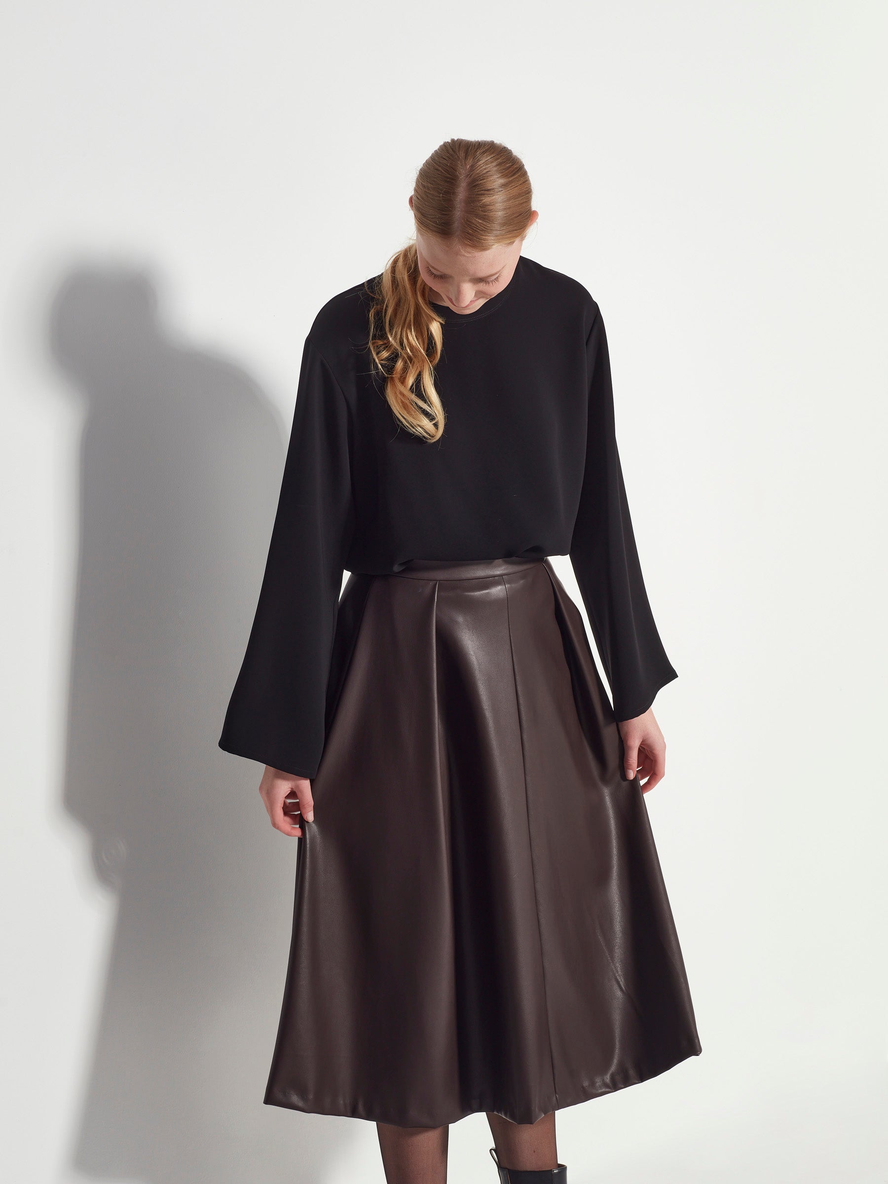 Salem Skirt (Faux Leather) Espresso – Juliette Hogan
