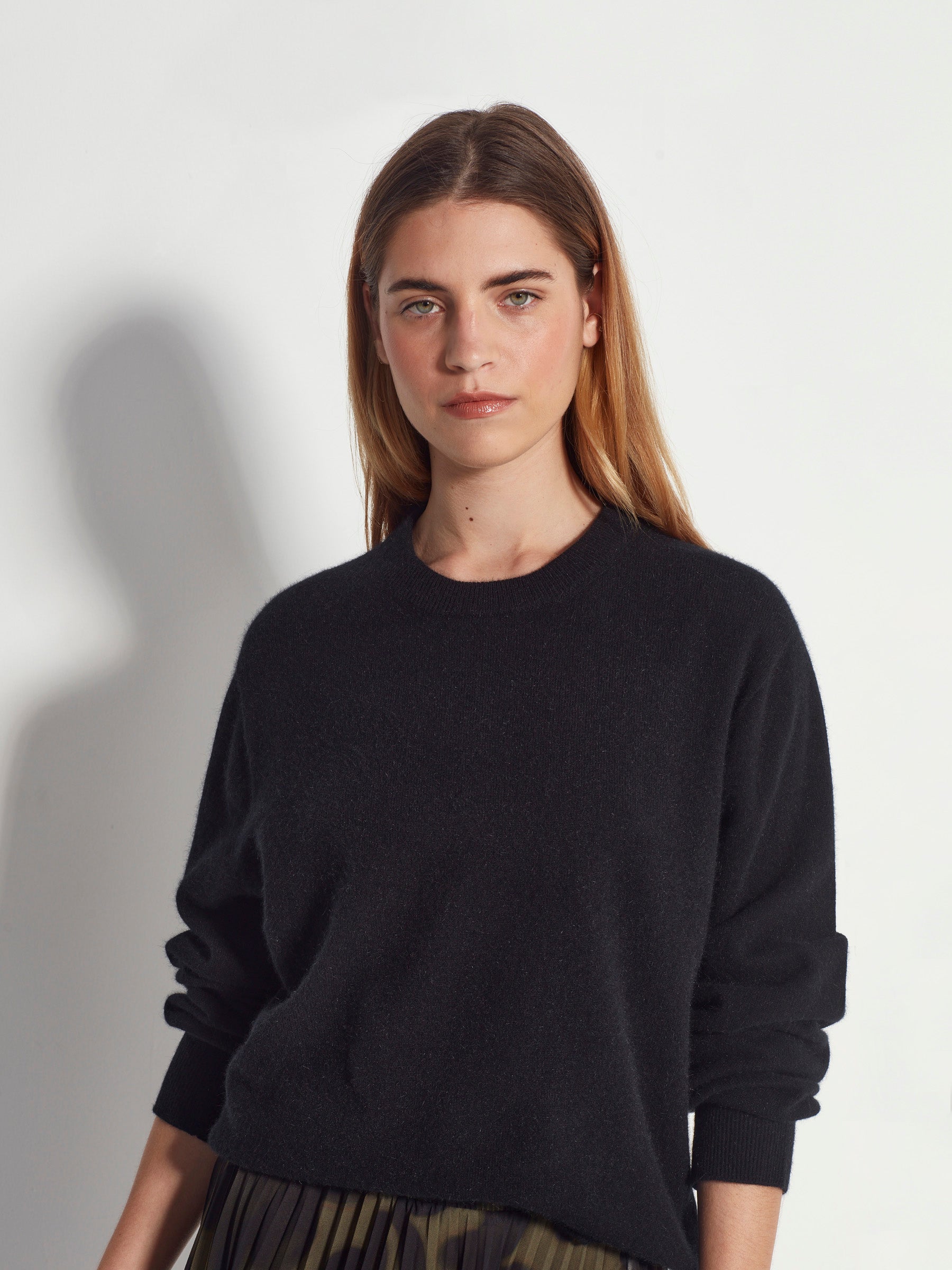 Dion Crew (Perino Knit) Black