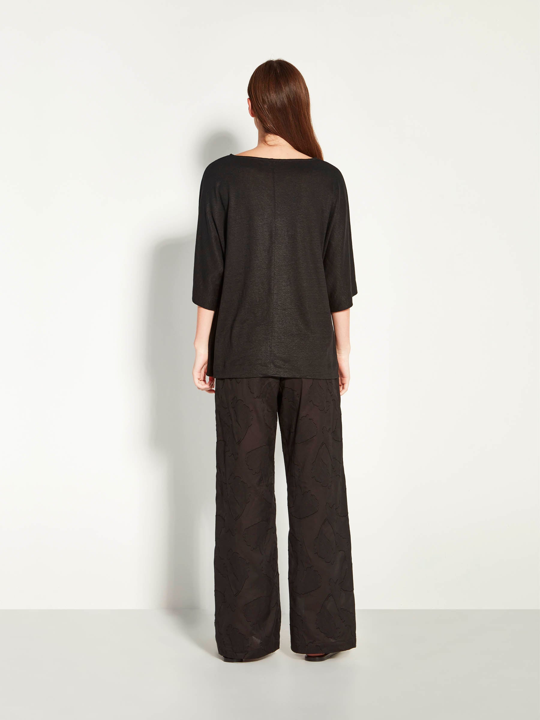 Nami T (Linen Knit) Black Knit