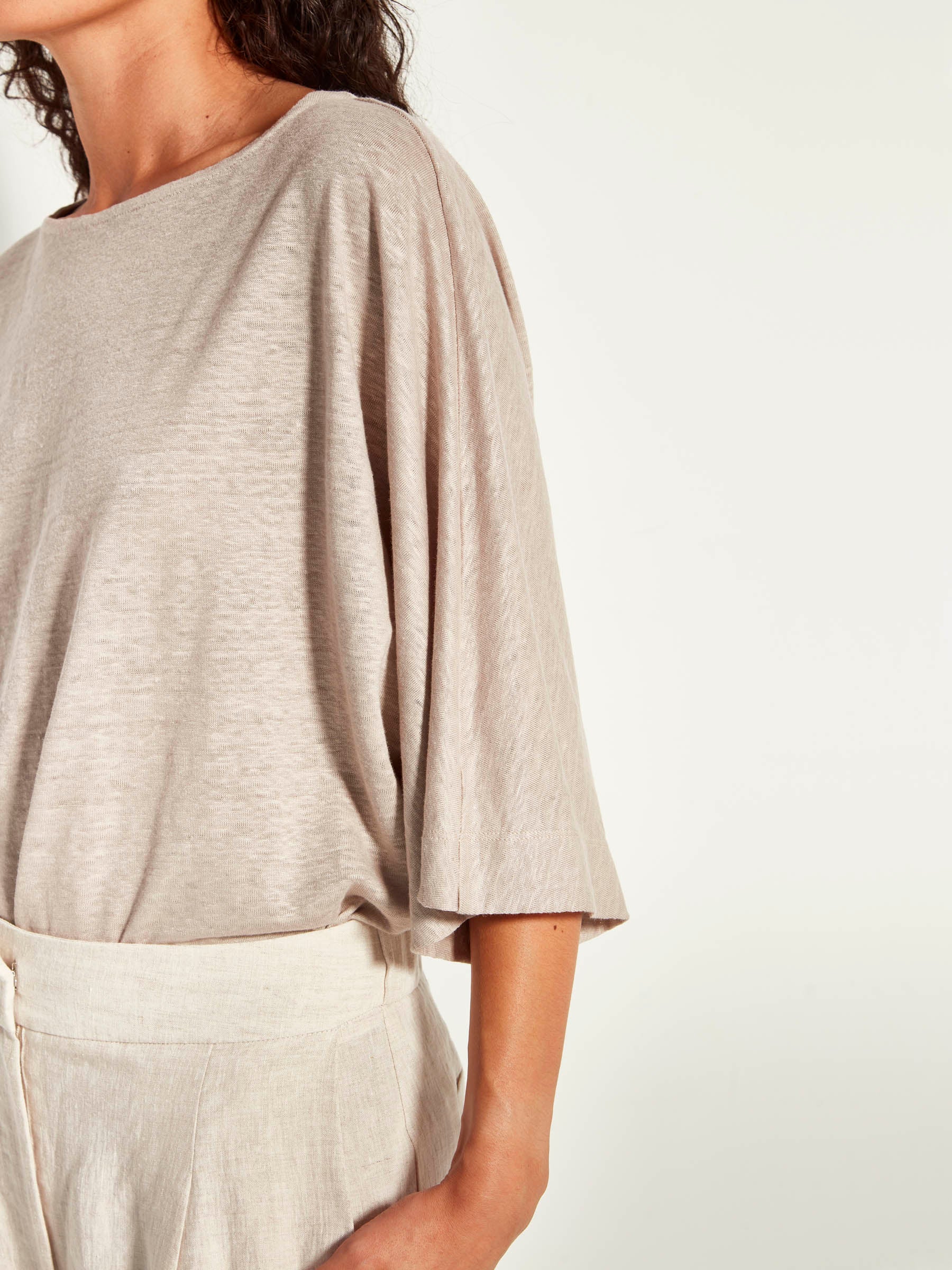 Nami T (Linen Knit) Stone Knit