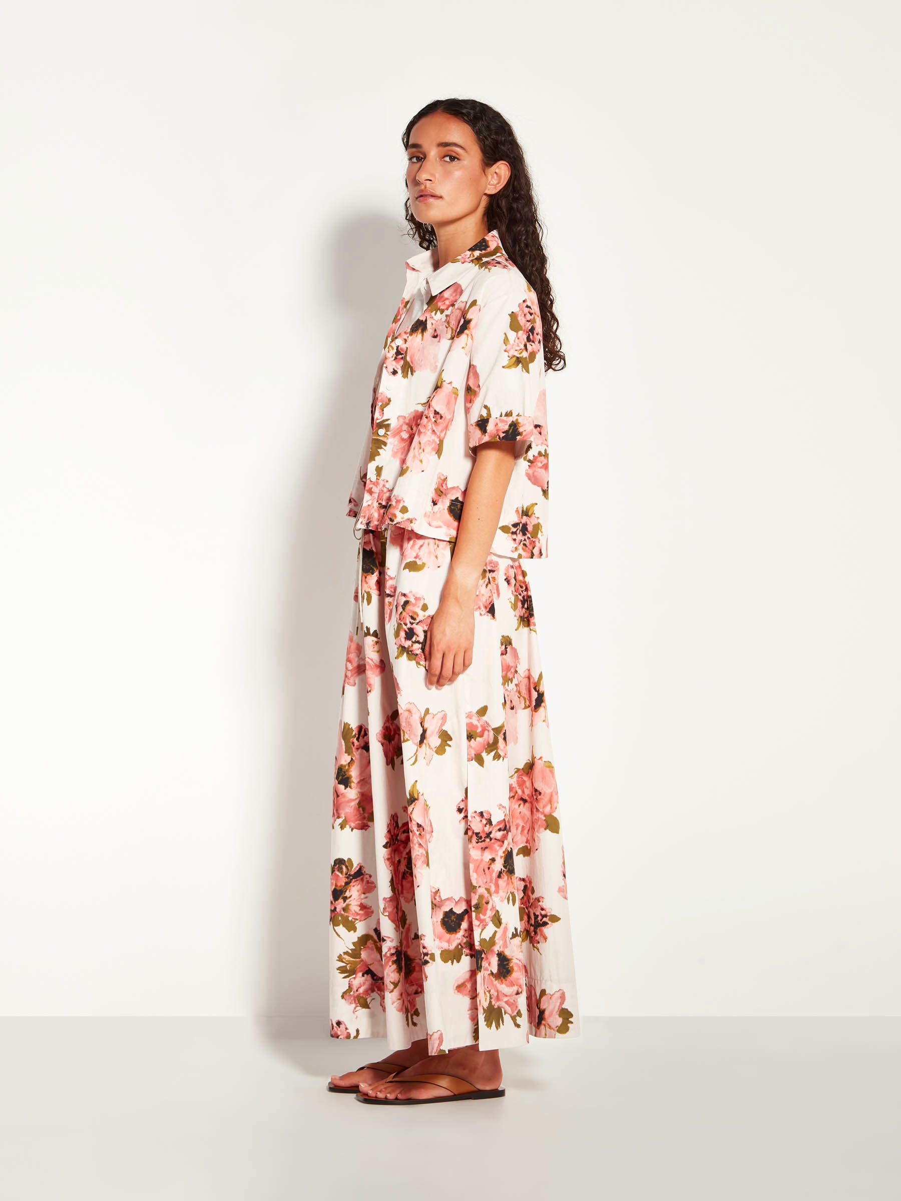 Everly Shirt (Ruffled Tulips Cotton) Glow