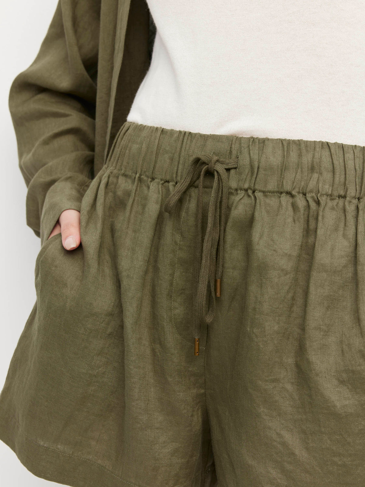 Robin Short (Soft Linen) Khaki