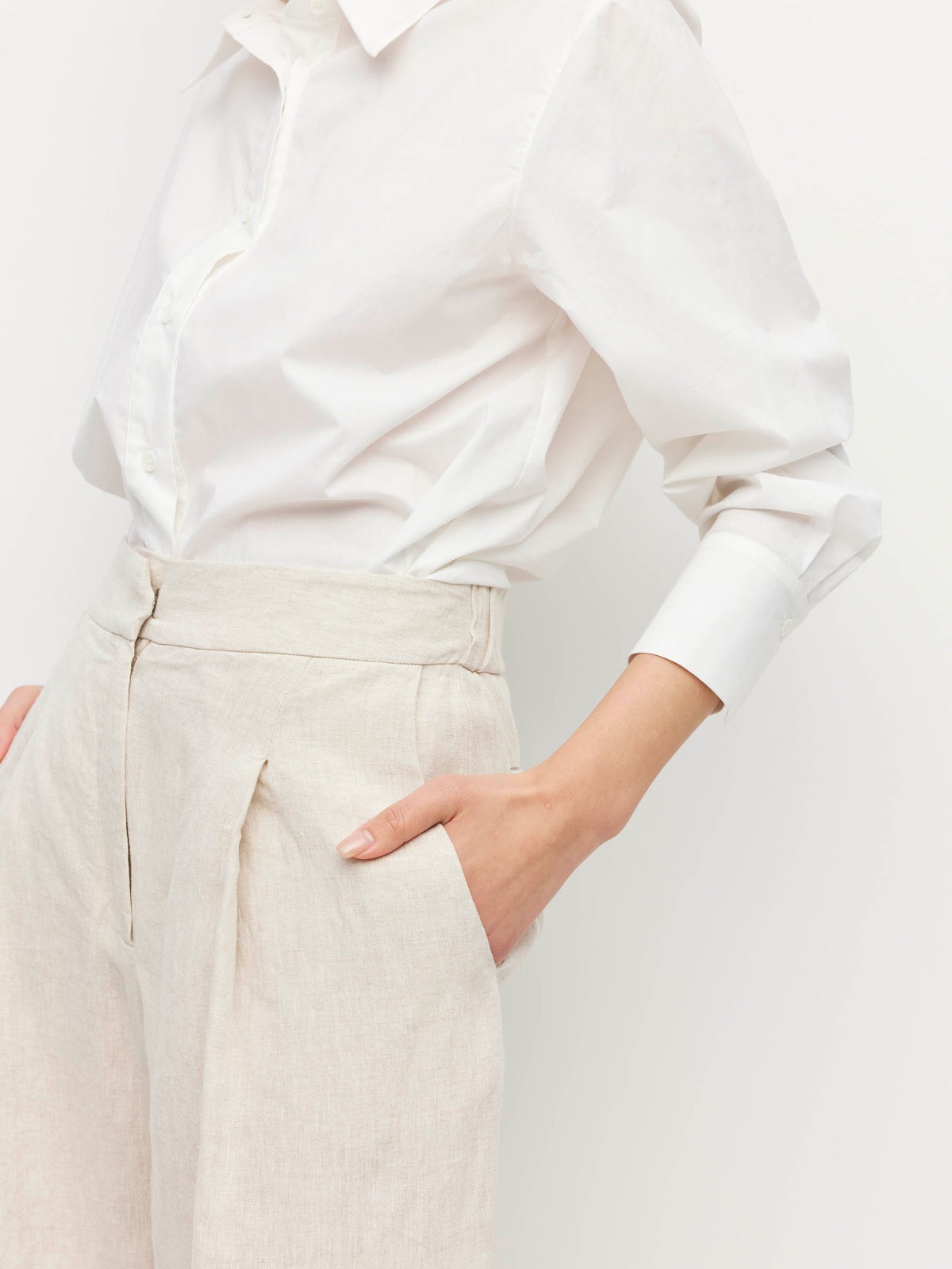 Halina Short (Vintage Linen) Natural