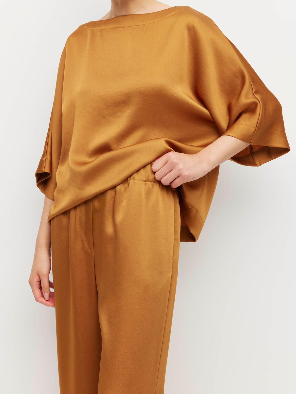 Koa Trouser (Crepe Sheen) Tobacco