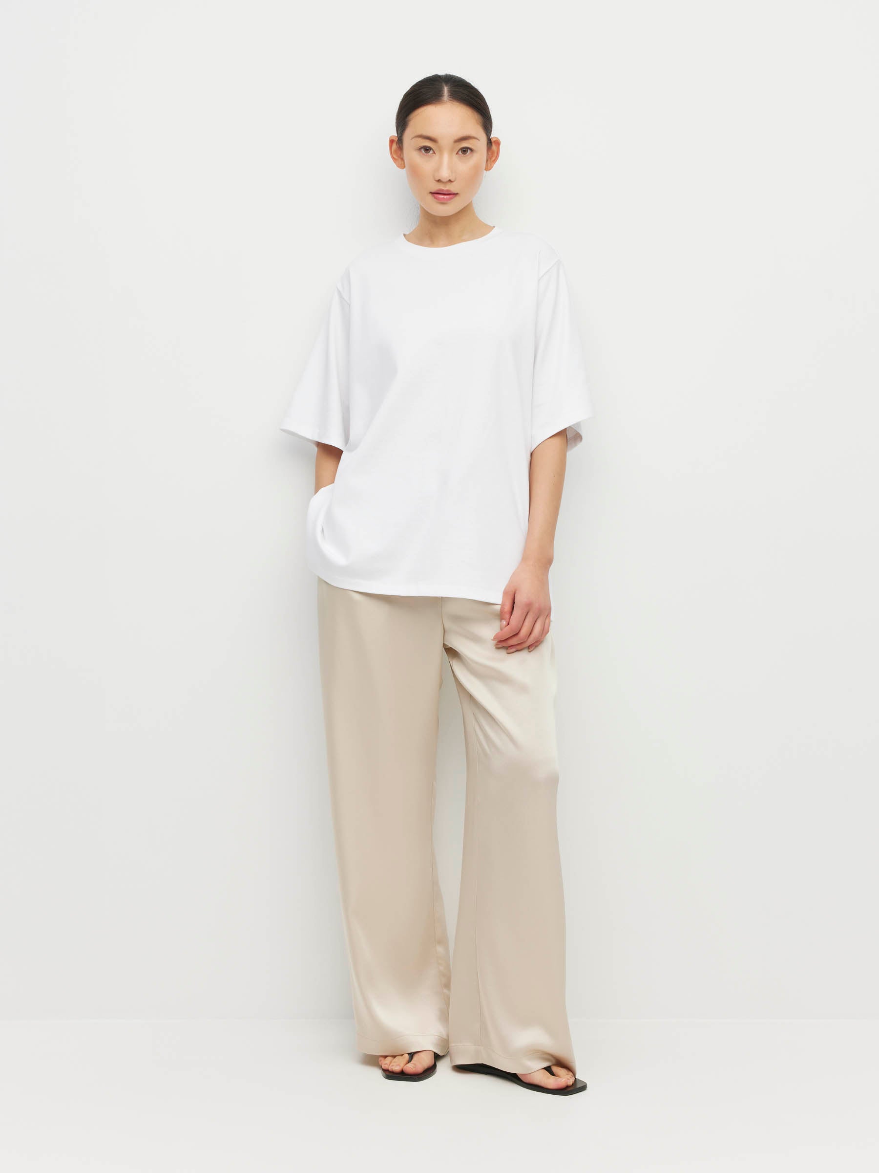 Boyfriend T (Knit Cotton) White