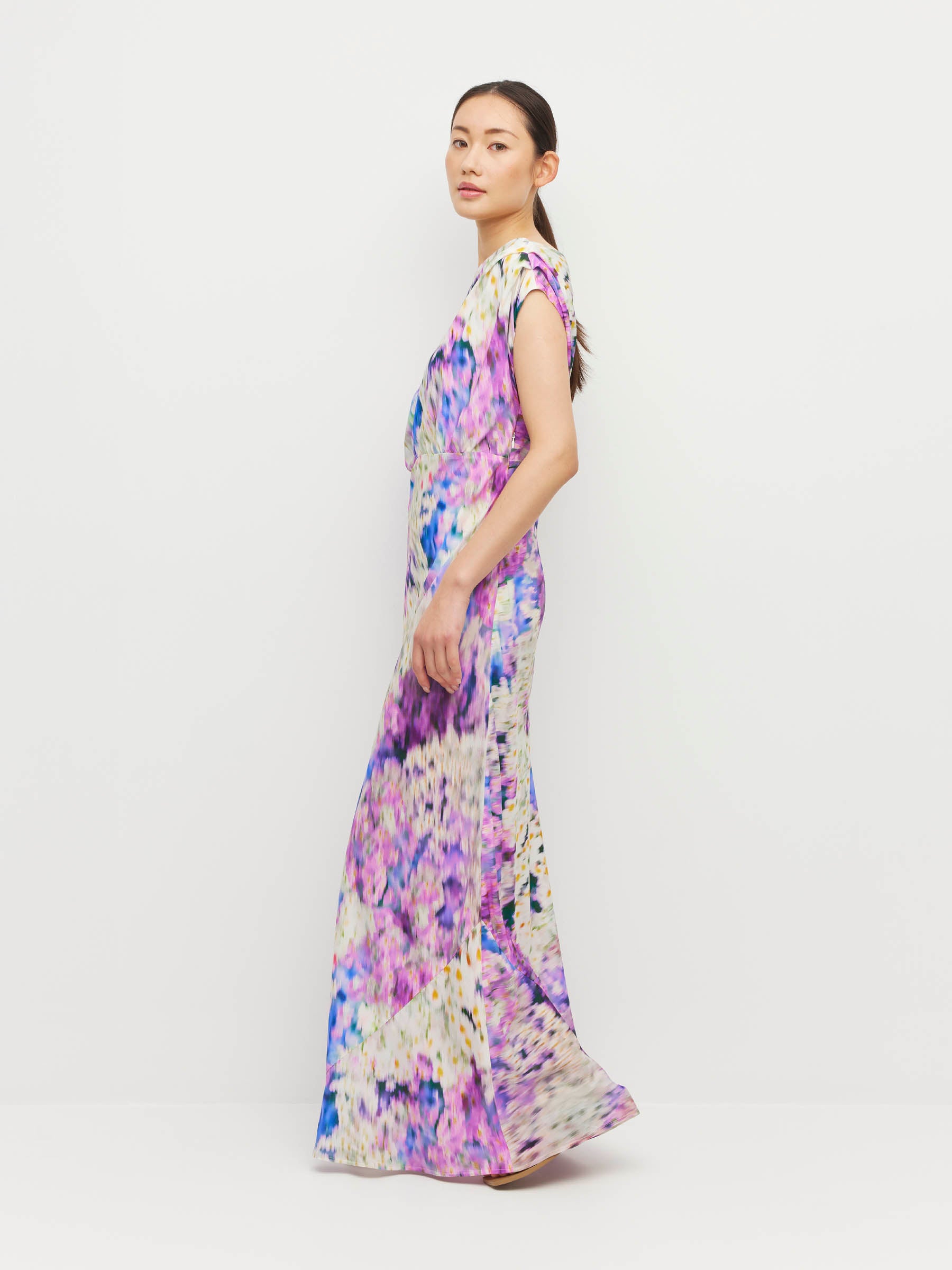 Monaco Dress (Lavender Mist Silk CDC) Aster