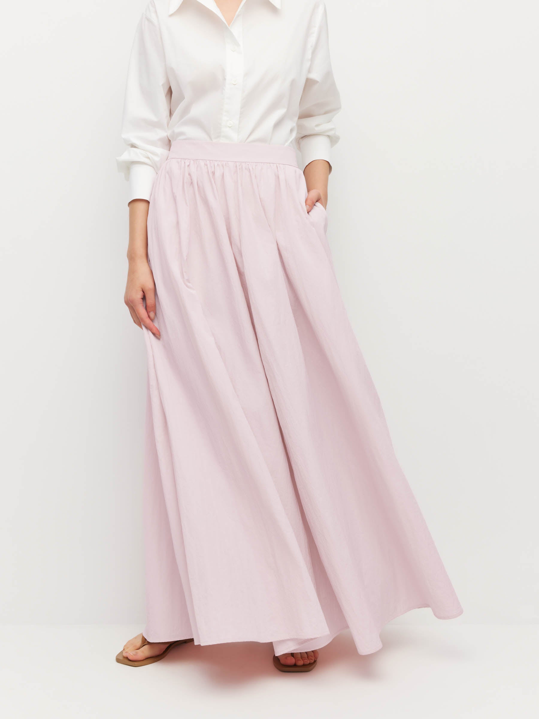 Kai Skirt (Soft Taffeta) Powder