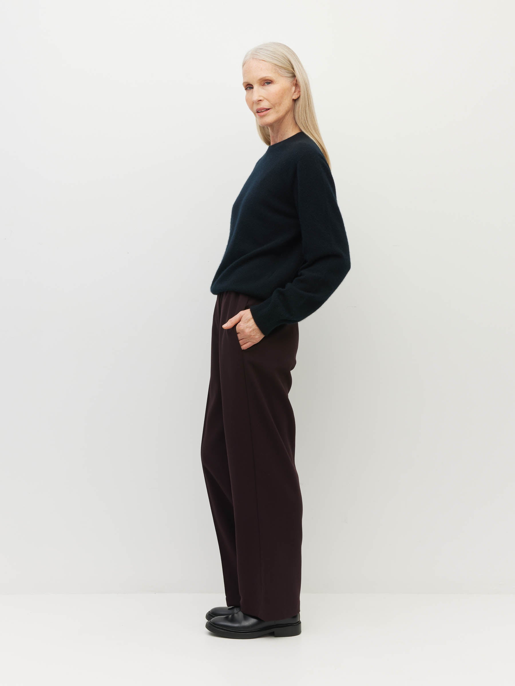 Travel Pant (Bonotto Crepe) Plum