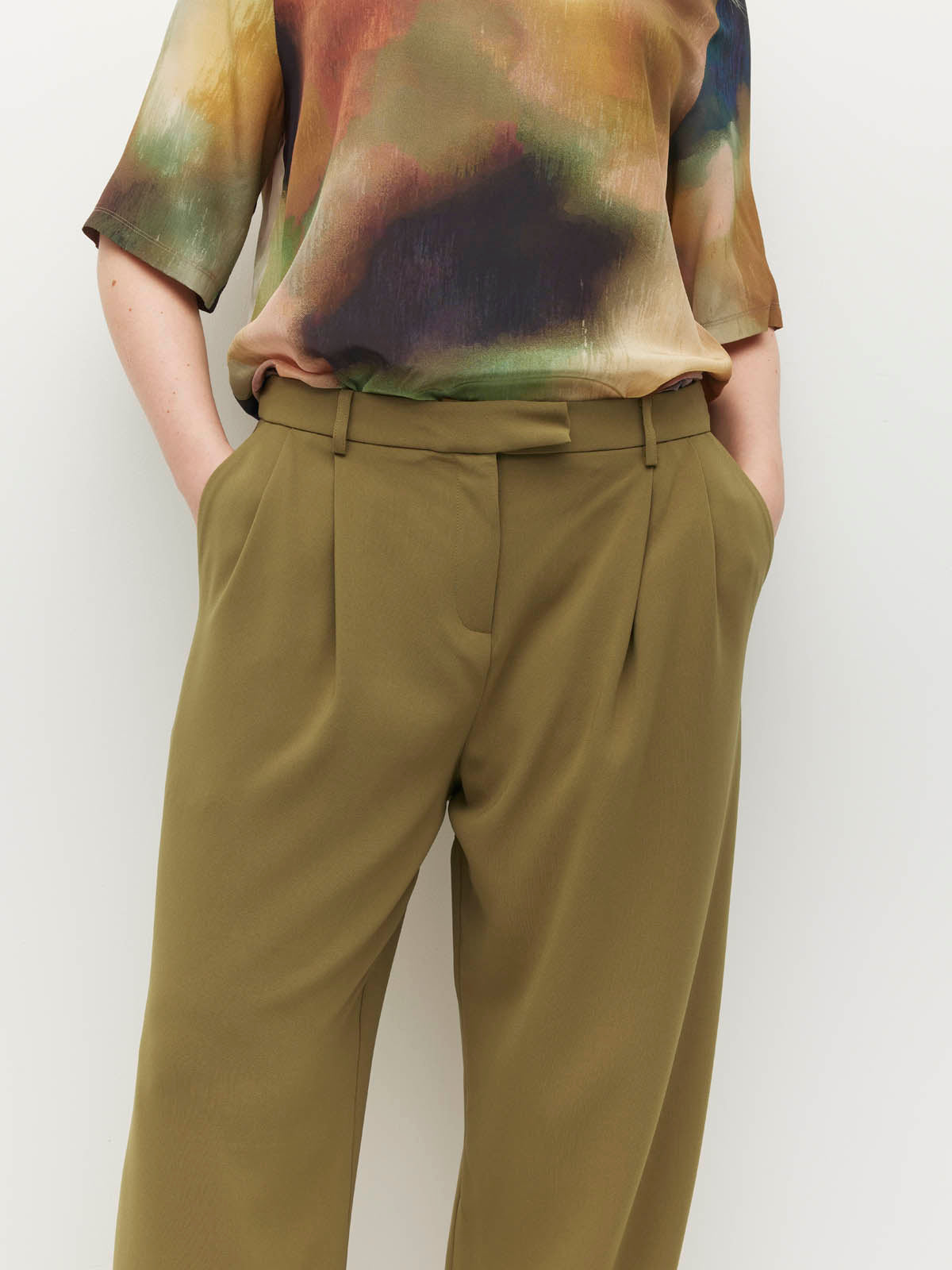 Boyfriend Pant (Drape Suiting) Dark Chartreuse