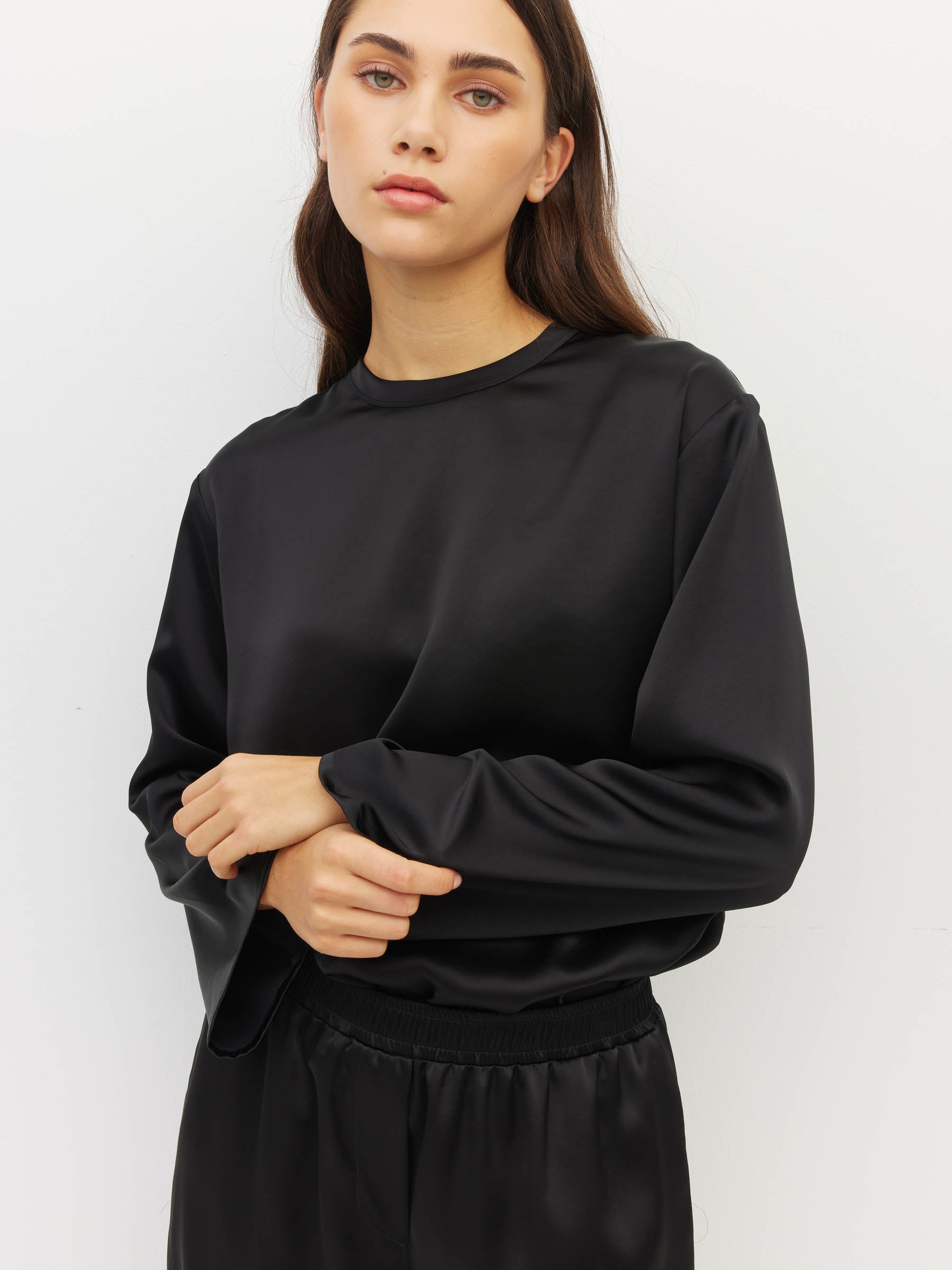 L/S Fancy T (Dress Satin) Gloss Black