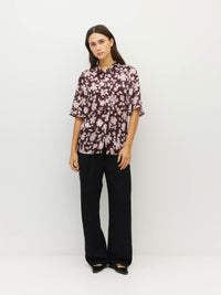 Jolene Shirt (Dusk Blossom Plisse) Rose Lustre