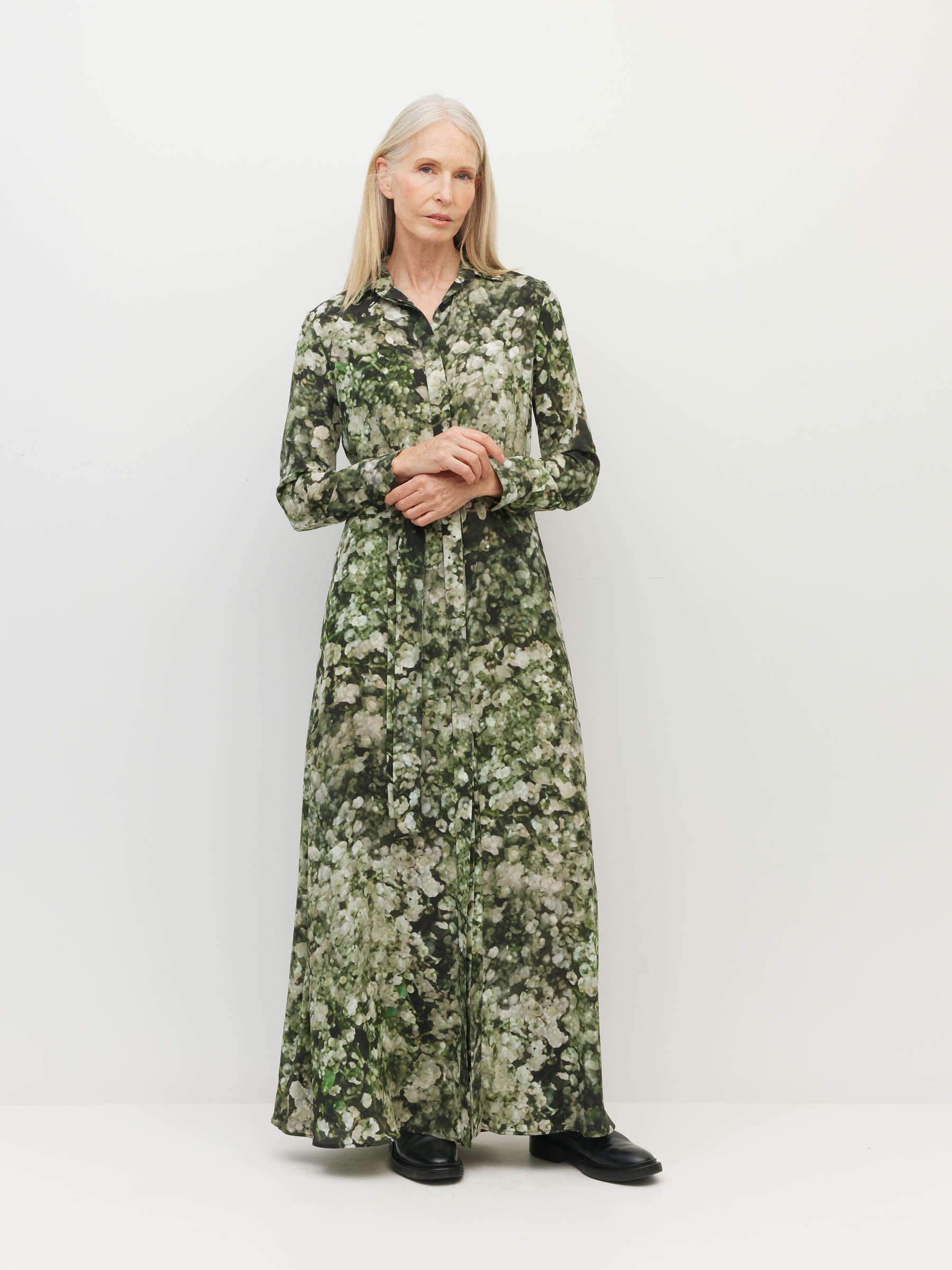 Lisbeth Dress (Gypsy Flora Crepe) Seagrass Juliette Hogan Lisbeth Dress (Gypsy Flora Crepe) Seagrass Juliette Hogan
