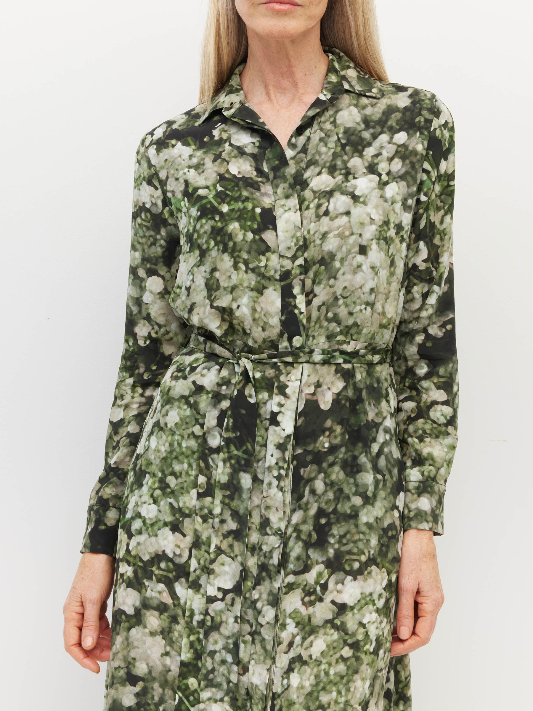 Lisbeth Dress (Gypsy Flora Crepe) Seagrass Juliette Hogan Lisbeth Dress (Gypsy Flora Crepe) Seagrass Juliette Hogan