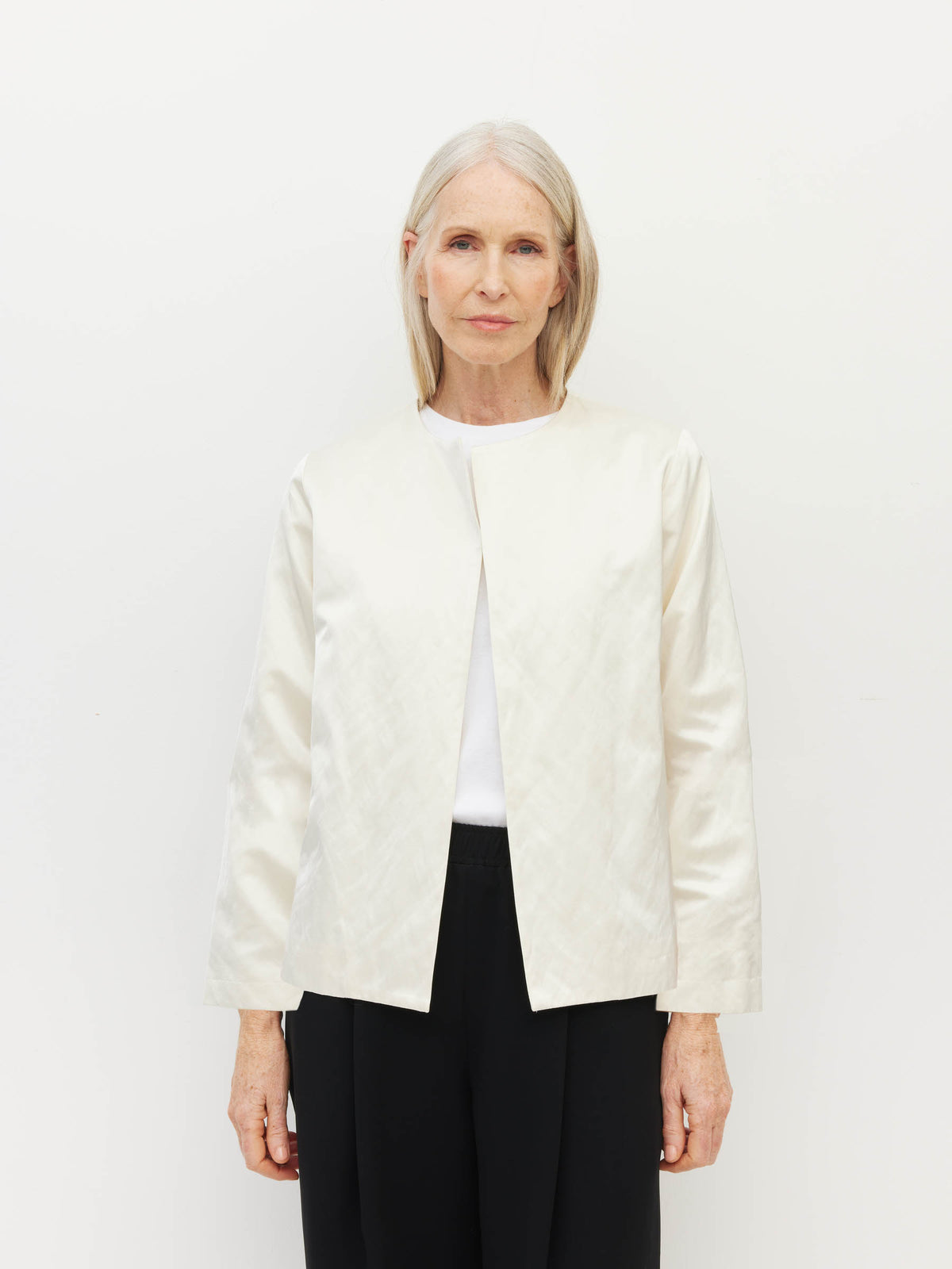 Swing Jacket (Sculptural Satin) Antique Pearl