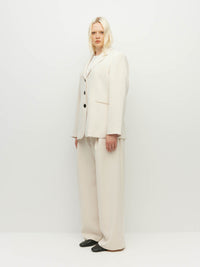 Harry Blazer (Foundation Suiting 2.0) Milk