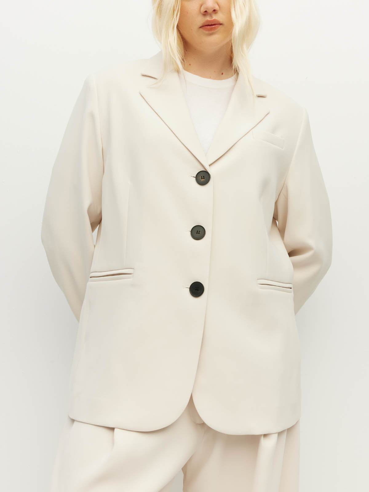 Harry Blazer (Foundation Suiting 2.0) Milk