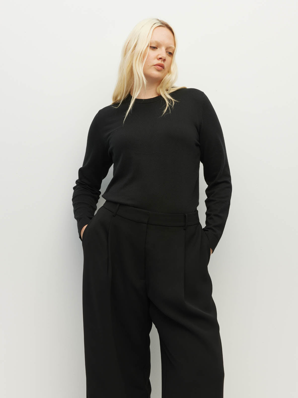 Vela Pant (Foundation Suiting 2.0) Black