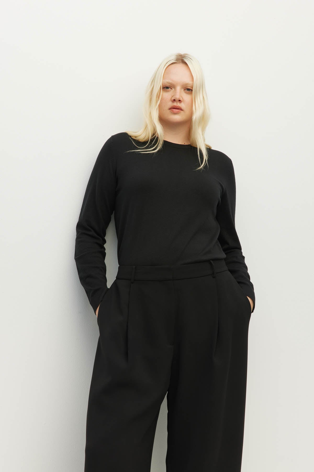 Vela Pant (Foundation Suiting 2.0) Black