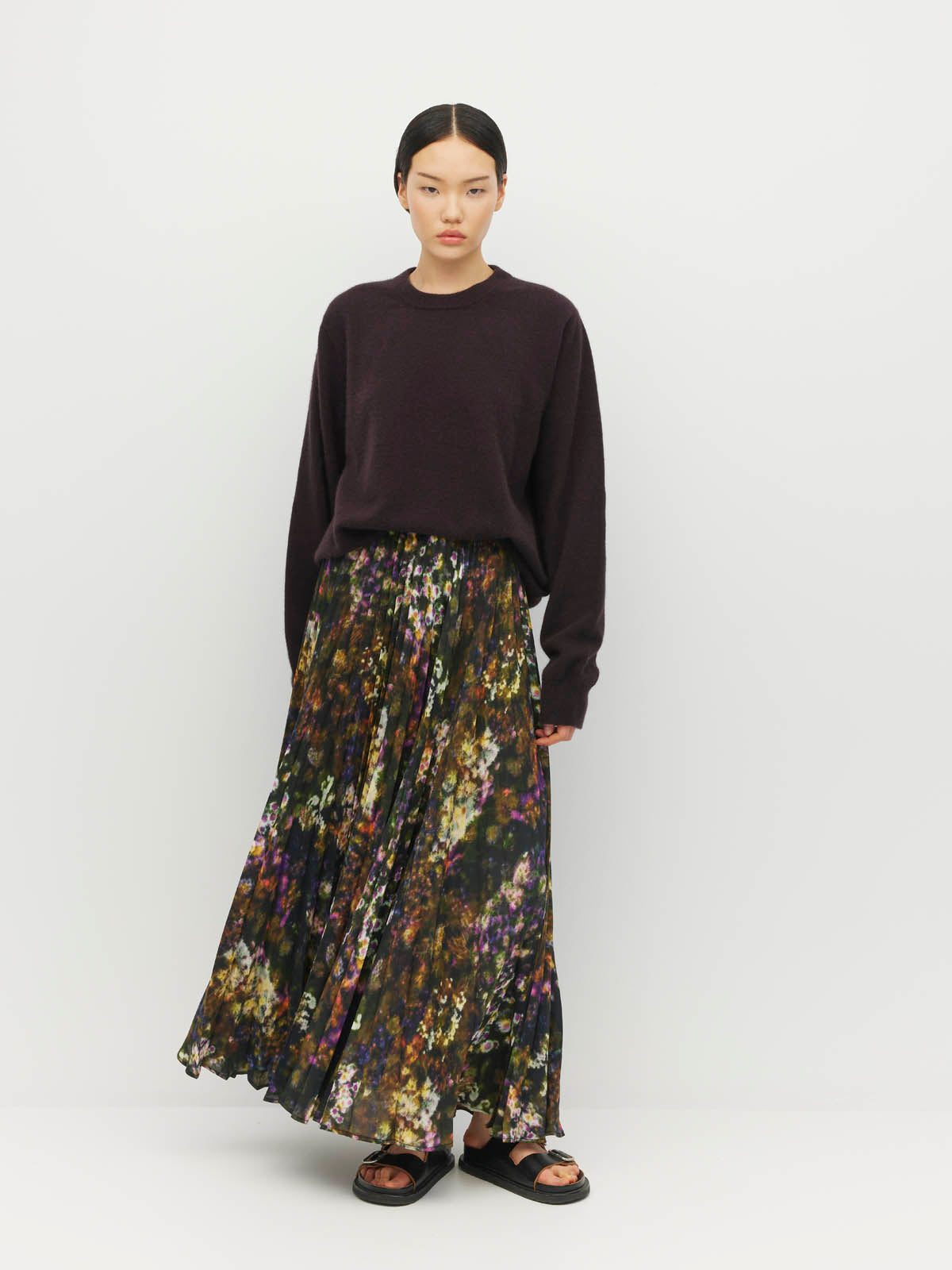 Evelyn Pleat Skirt (Midnight Meadow) Firefly Floral – Juliette Hogan