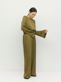 Koa Trouser (Satin Crepe) Sicilian Olive