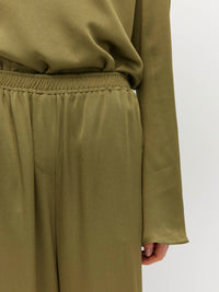 Koa Trouser (Satin Crepe) Sicilian Olive