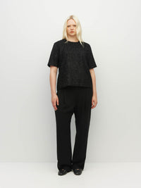 Wolfe T (Textured Tinsel) Onyx