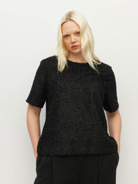 Wolfe T (Textured Tinsel) Onyx