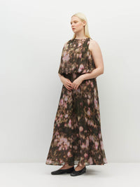 Juliette Hogan Aria Dress (Blush Petals Crush) Soft Camelia - printed maxi summer event dress featuring a blouson waist, and halter-style neckline.