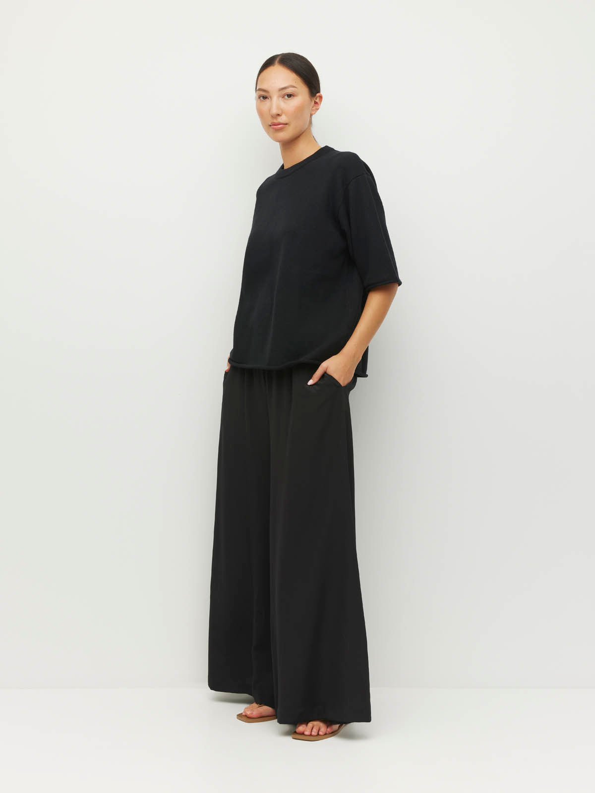 Rolled Hem T (Cotton Knit) Black