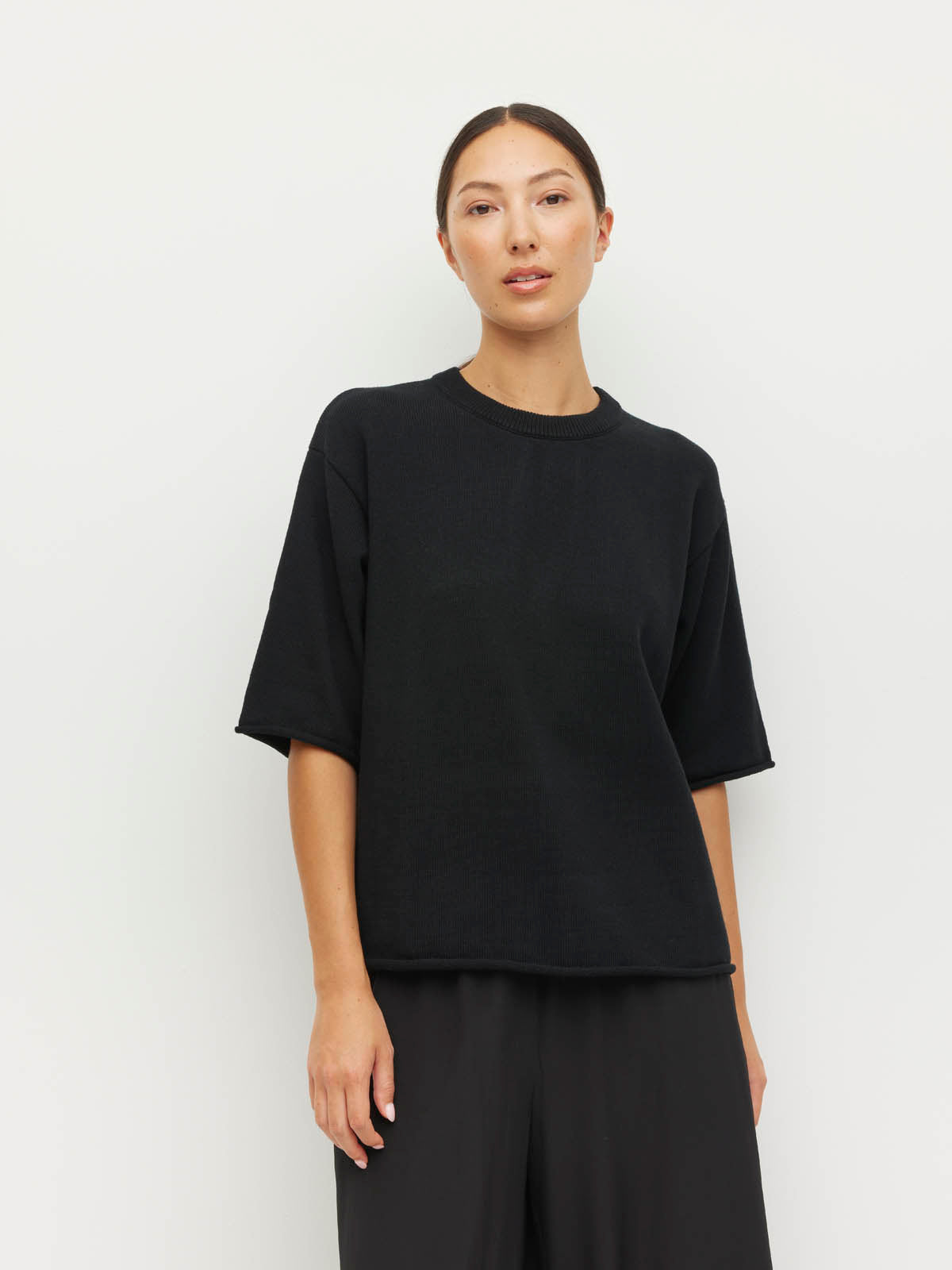 Rolled Hem T (Cotton Knit) Black