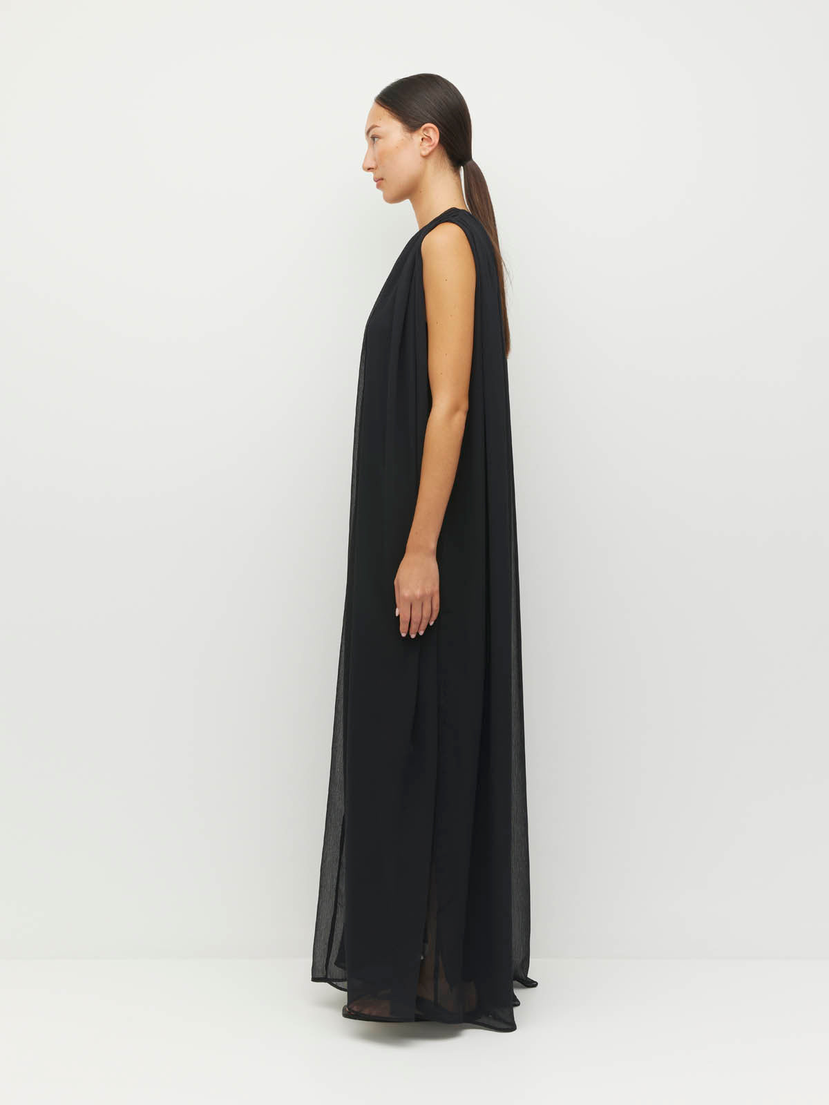 Indra Dress (Georgette Yoryu) Black